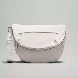 Lululemon All Night Festival Bag 5L