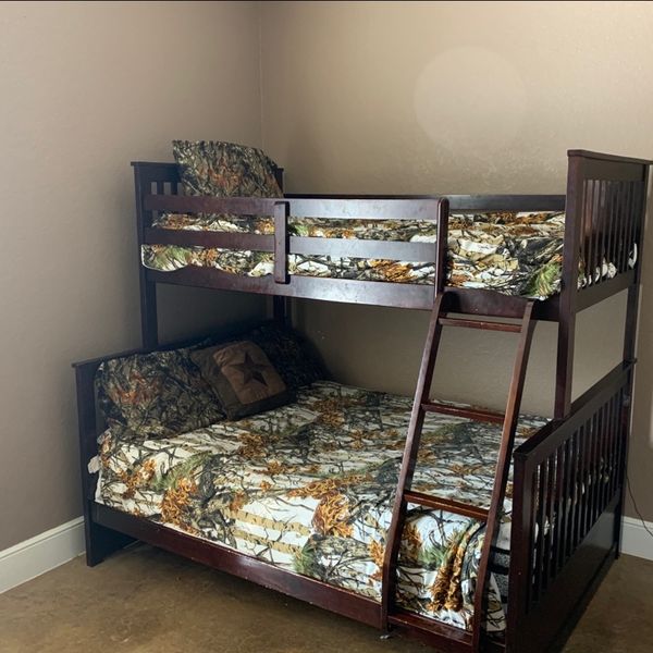 Bunk Bed Full/twin Free for Sale in San Antonio, TX OfferUp