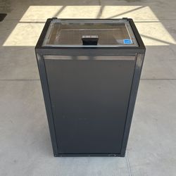 Drinks Refrigerator