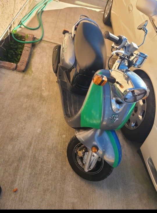 06 Yamaha Vino 125