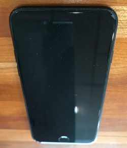 Apple iPhone 7 32GB Unlocked -Fully Working