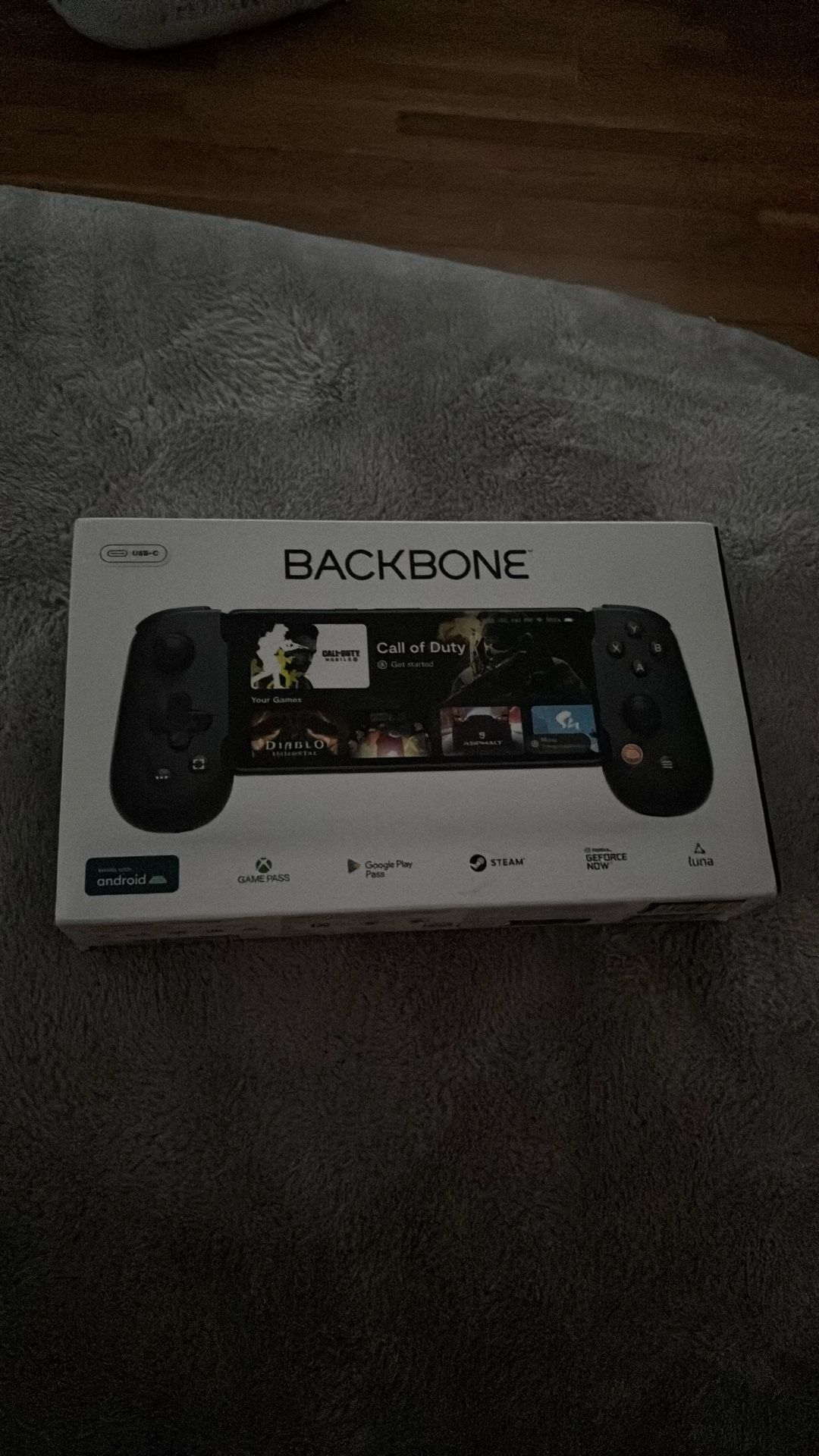 Backbone With USB-c
