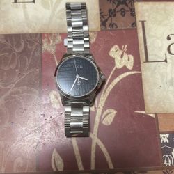 Gucci Timeless Watch 38mm 