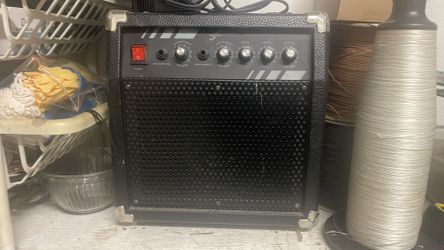 Guitar amp