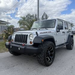 2013 Jeep Wrangler Unlimited Rubicon Perfect Conditions 4WD