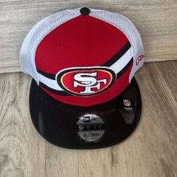 New Era Snopback Hat$35 49ers