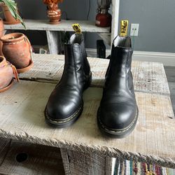 Dr martems  con casquiyo size 10 honbre $50