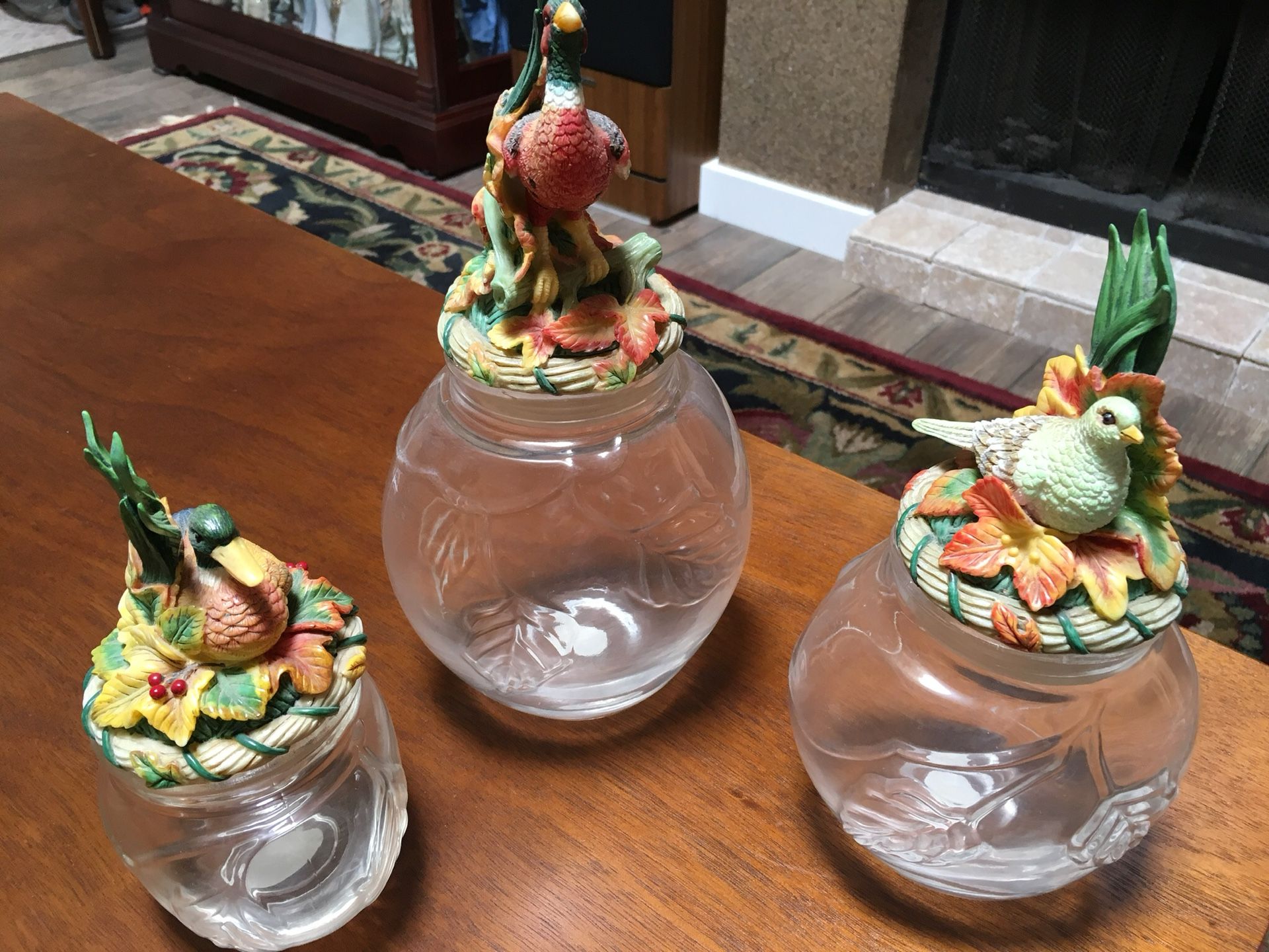 Set of canisters