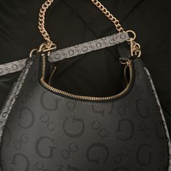 Guess purse