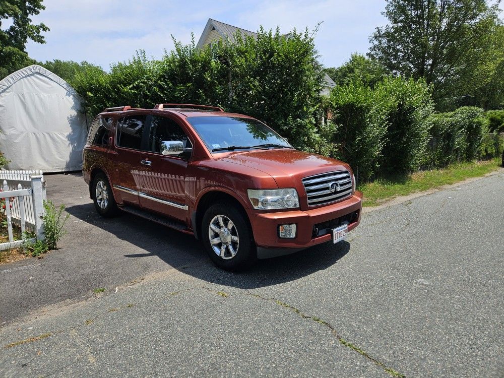 2004 Infiniti Qx56
