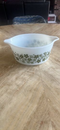 Pyrex Crazy Daisy Spring Blossom Casserole Dish White 474 B 1.5 Qt.