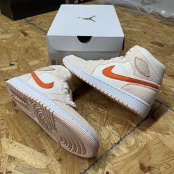 Jordan 1 Mid SE Corduroy Sail (W) (2022) Size 8W, 9.5W, DA8009-108