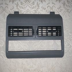 88-94 Chevy/gmc Middle Dash Trim
