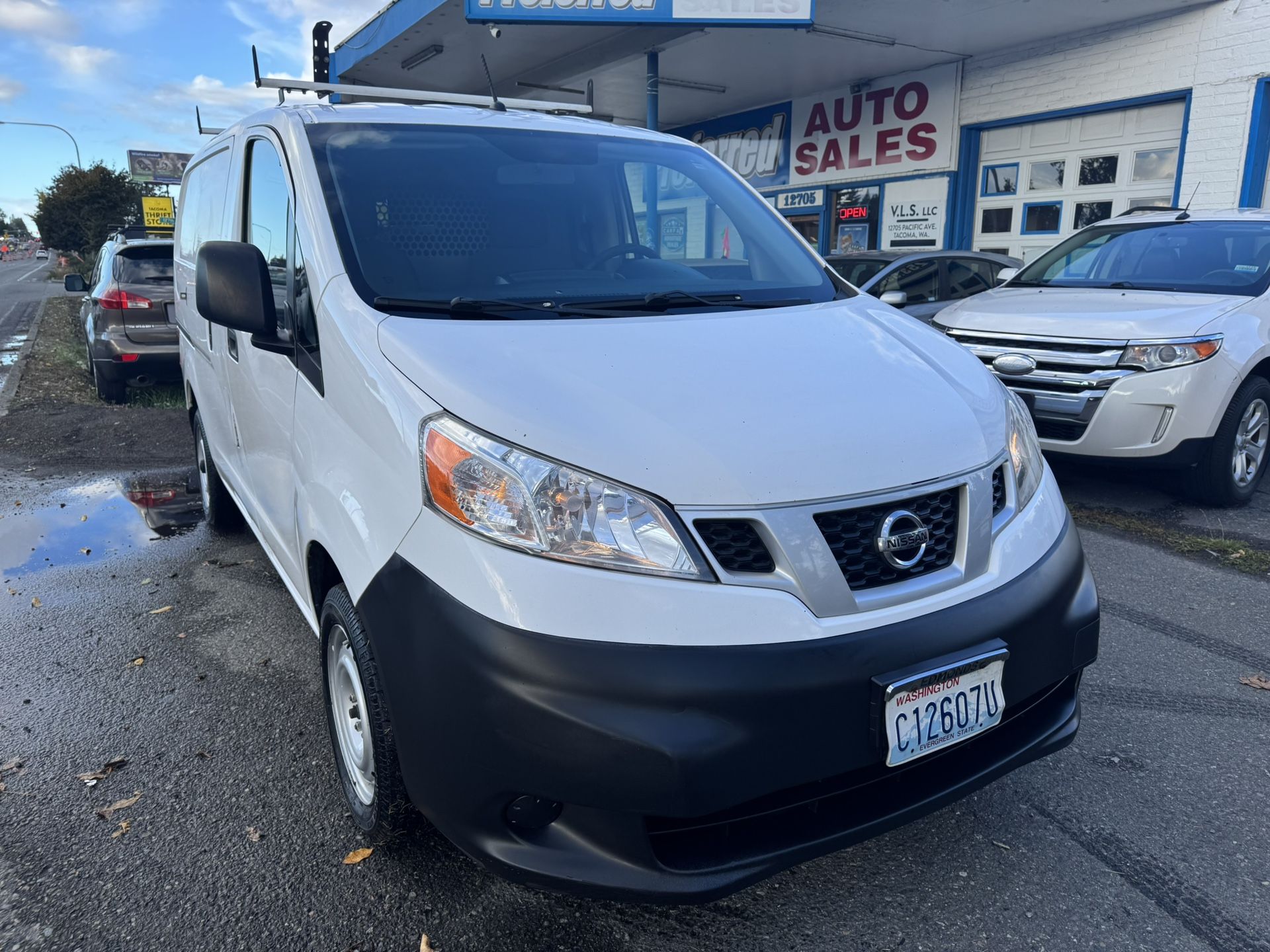 2017 Nissan Nv200