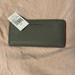 Michael Kors Brand New Grey Wallet 