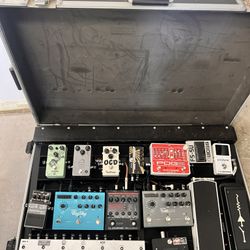 Guitar Pedal board effects 