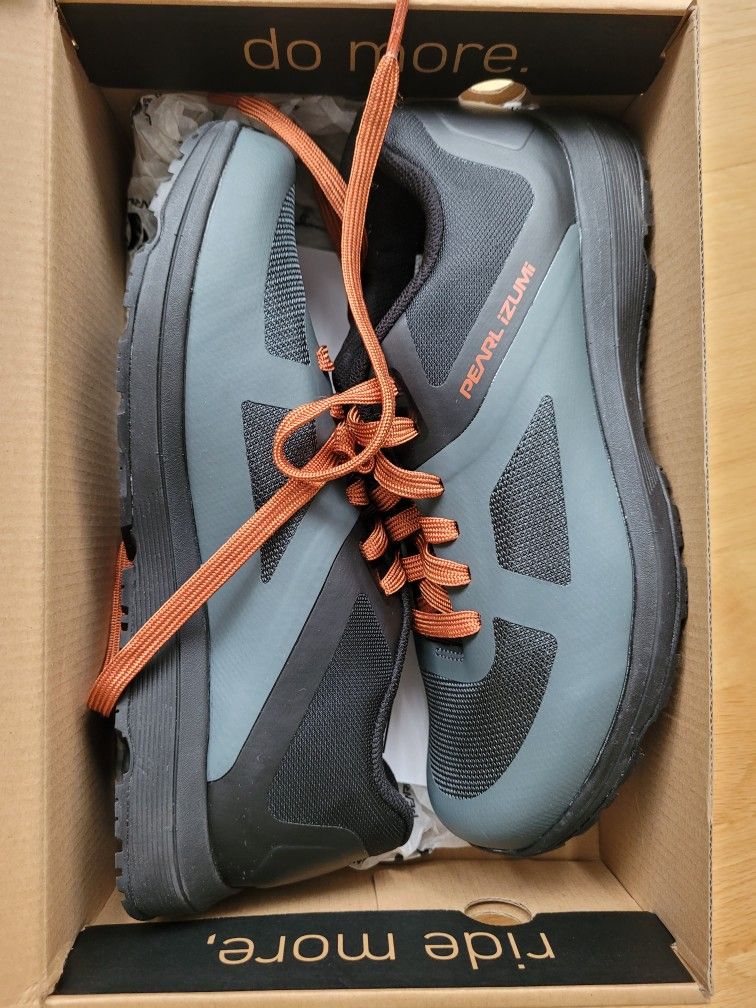 Never Used Pearl Izumi Canyon SPD Shoes