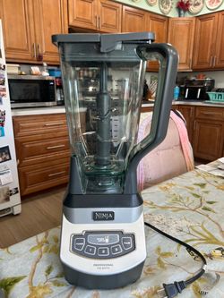 Ninja professional blender BL660
