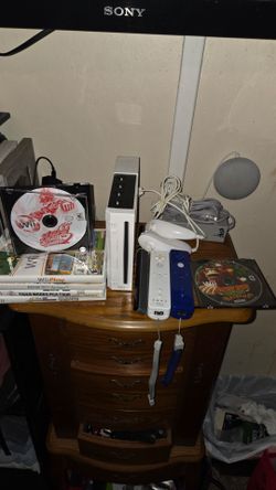 Nintendo Wii Bundle with 6 Games