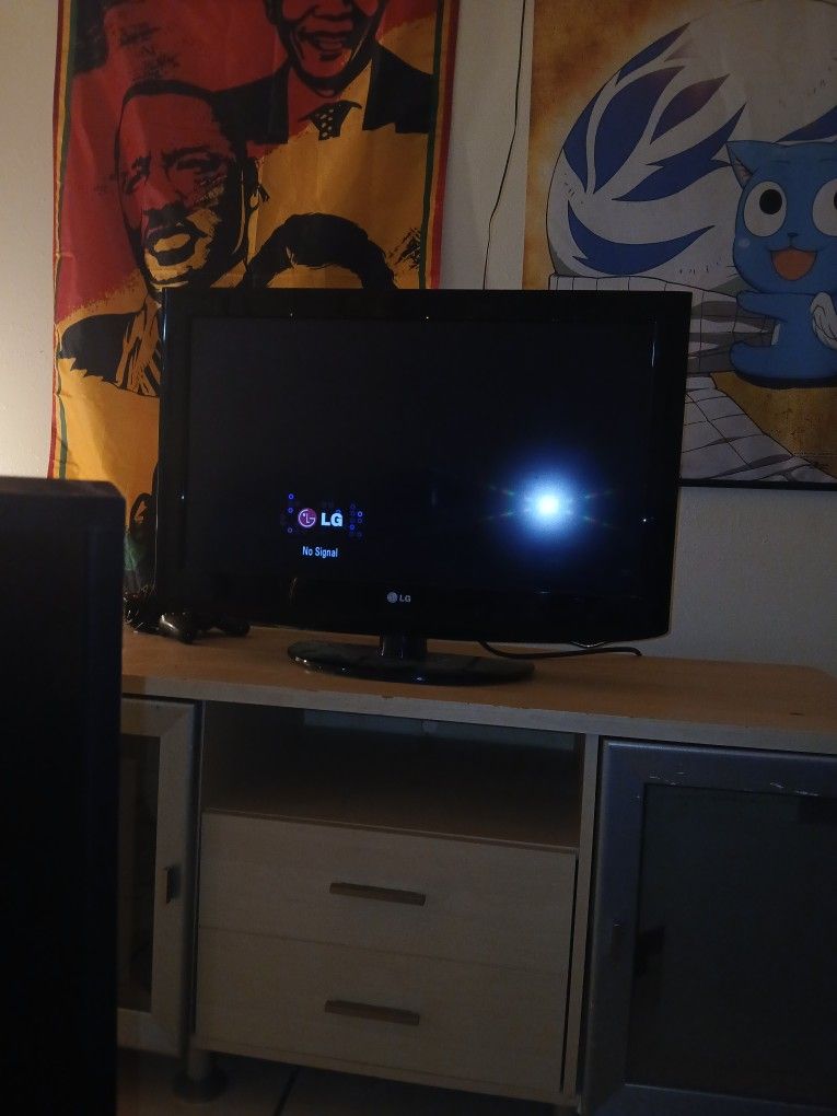 2 LG 32" Tv's For Sale 