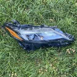 2020-2024 OEM Toyota Camry Headlight BI-LED Black inner Passenger 81110-06F60