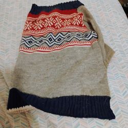 Dog Sweatshirt Size Medium 5 Dollars 