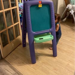 Kids’ Easel 