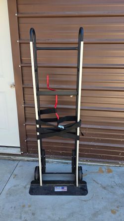 Milwaukee 800lb capacity appliance hand truck