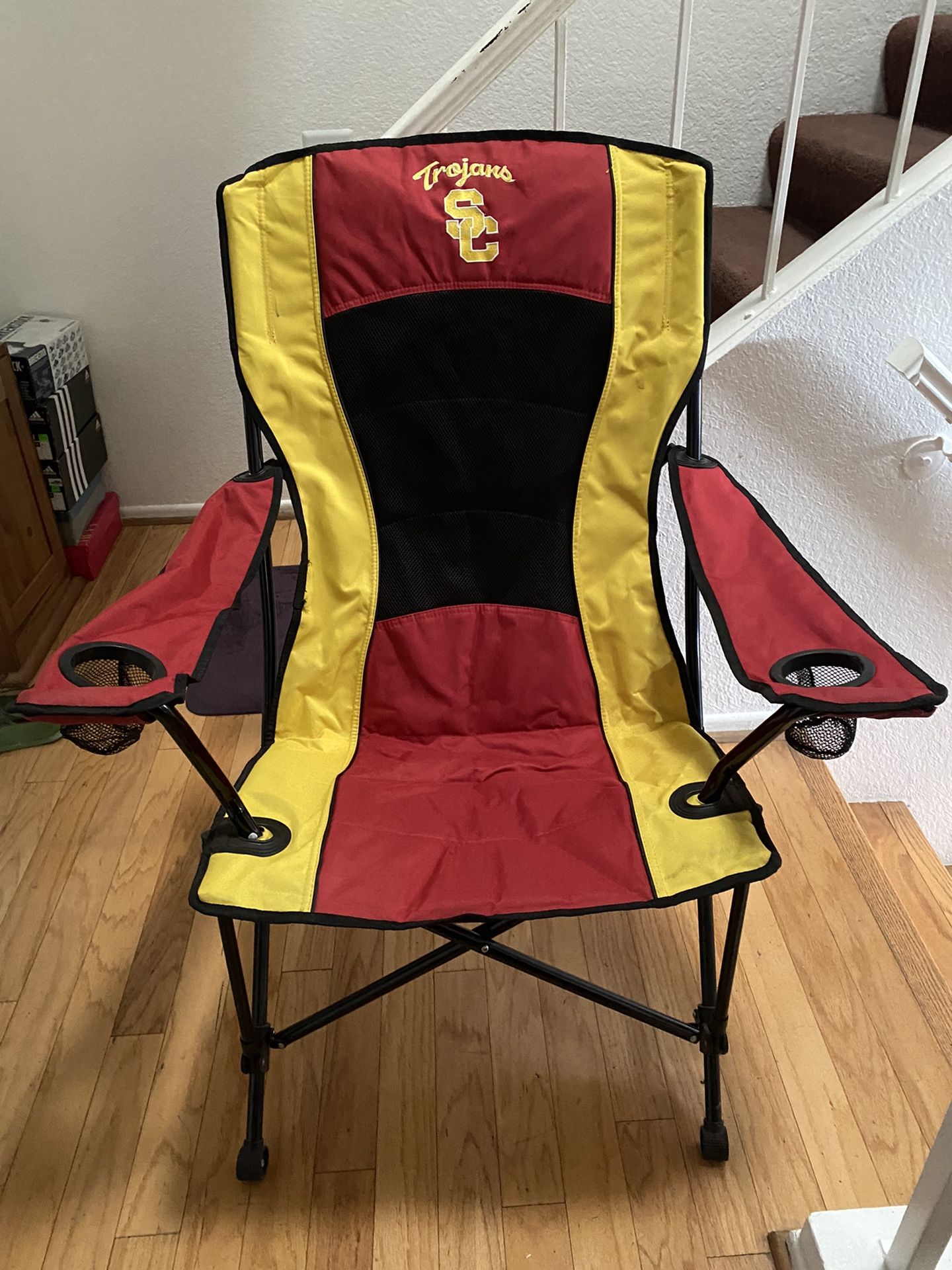 Brand New Foldable Armchair $40