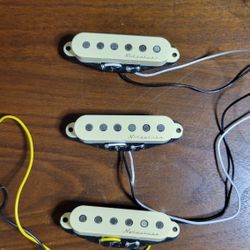 Fender Stratocaster Noiseless Pickup Set