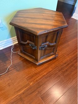 End table
