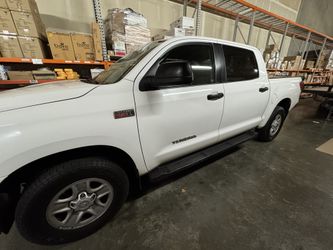 2012 Toyota Tundra 5.7L V8 Automatic
