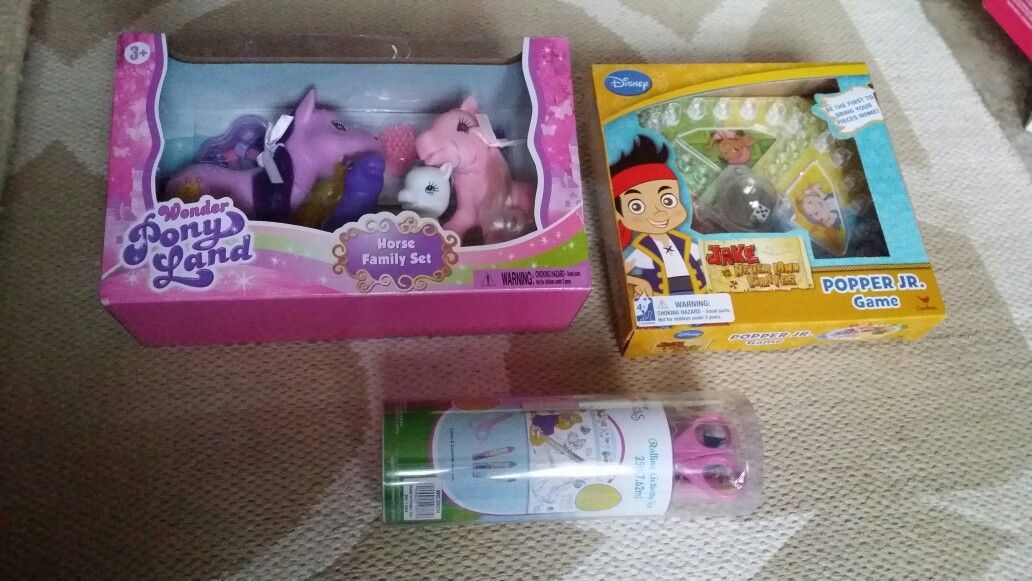 Set of 3 brand new toys/activities set. All 3 for $10
