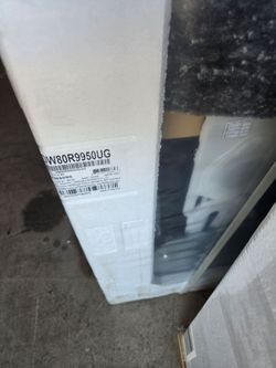 Samsung 24" Black Stainless Steel Built-In Dishwasher New