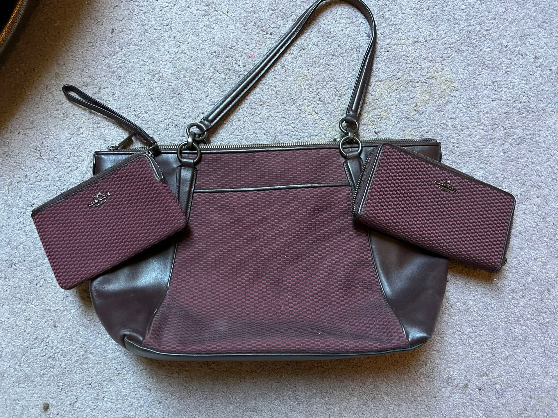 Coach Bags With Matching Wallets $50 Per Set