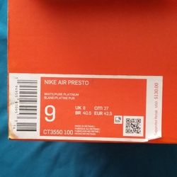 Nike Air Presto- Size 9