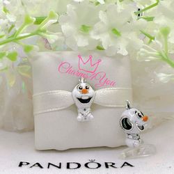 Adorable Charm 925 silver for Pandora moments bracelet.