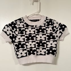 Hesperus Flower Knit Crop Top