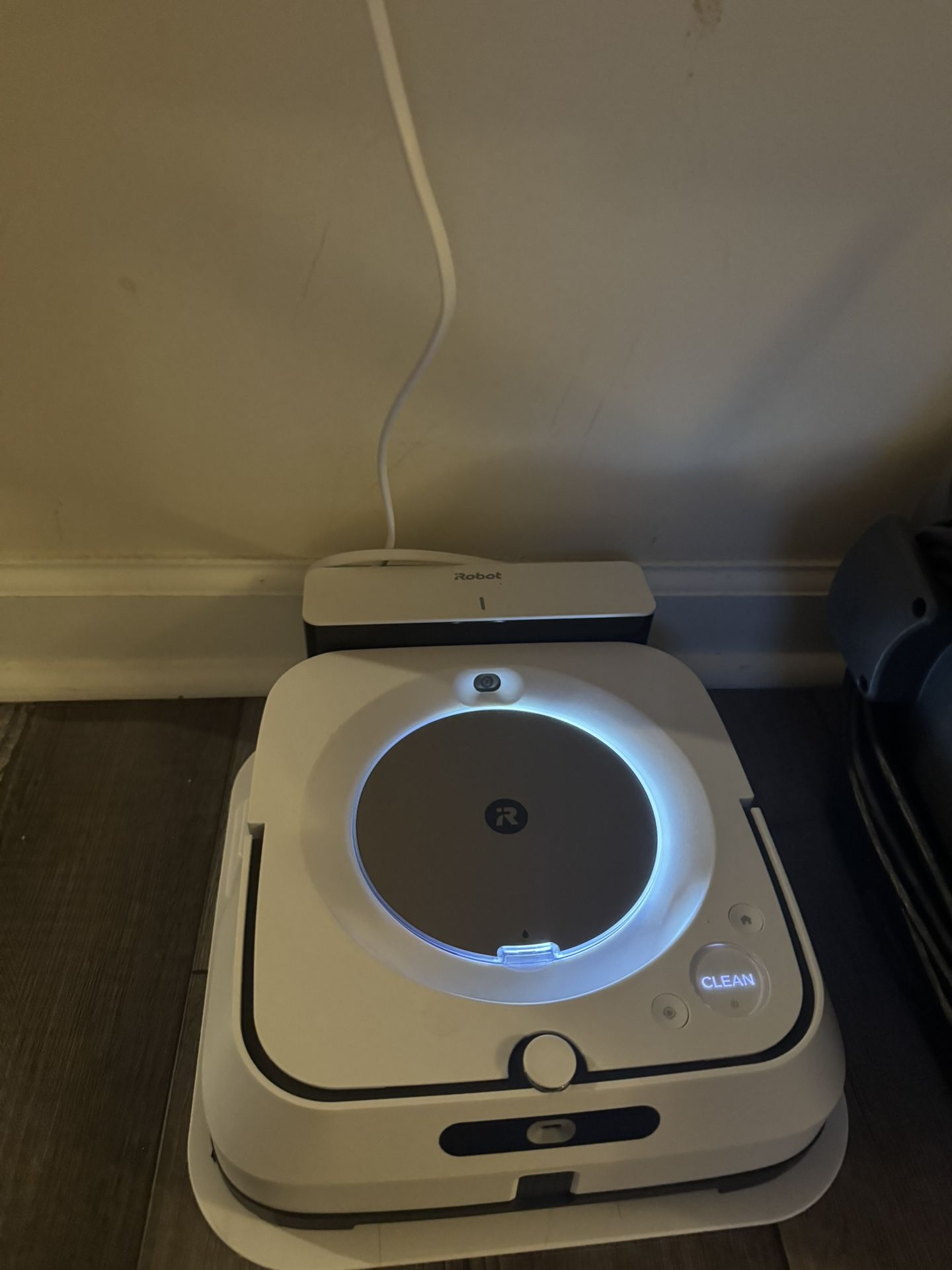 Cleaning iRobot Mop