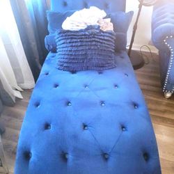 Fabric Chase Loungers 