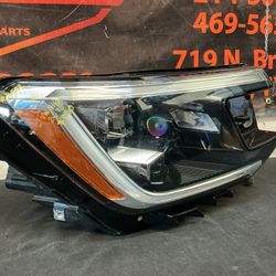 VW ATLAS 2024-2025 RH HEADLIGHT OEM