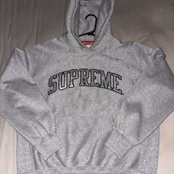 Supreme Hoodie 