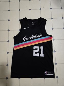 Nike NBA San Antonio Spurs Tim Duncan #21 City Edition Jersey – Size 48 (Large) – Like New