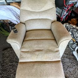 Costco power lift recliner. $250 OBO