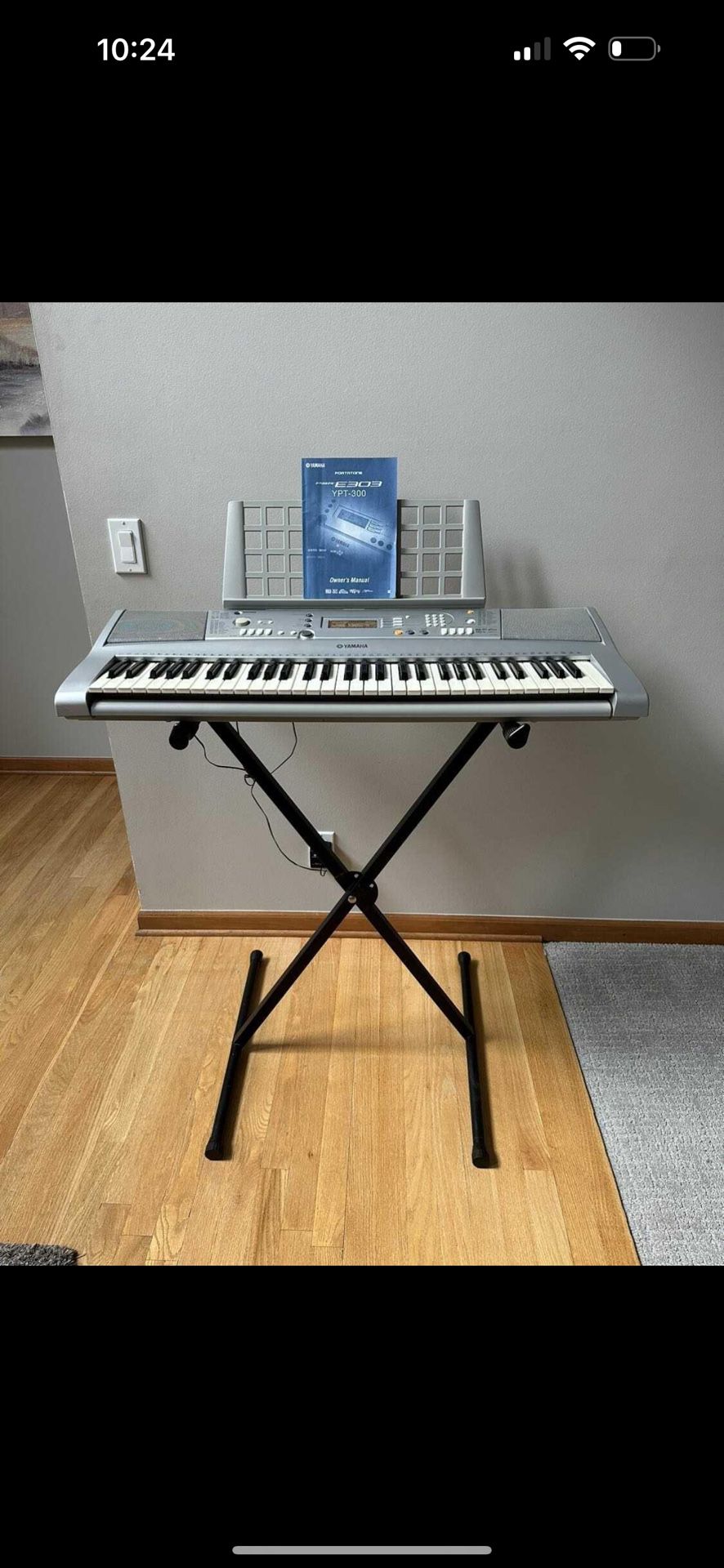 Yamaha YPT-300 electric keyboard, piano