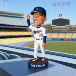 Dave Roberts WS Gold Champions Bobblehead