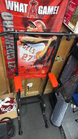 Power Tower Pull-Up Dip Station