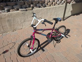 20" Mongoose Whirl BMX Freestyle Bike