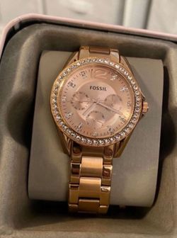 Fossil Women’s Rose Gold New 