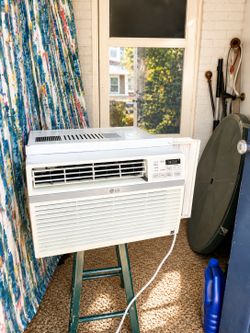 8OOO Btu air conditioner window ac